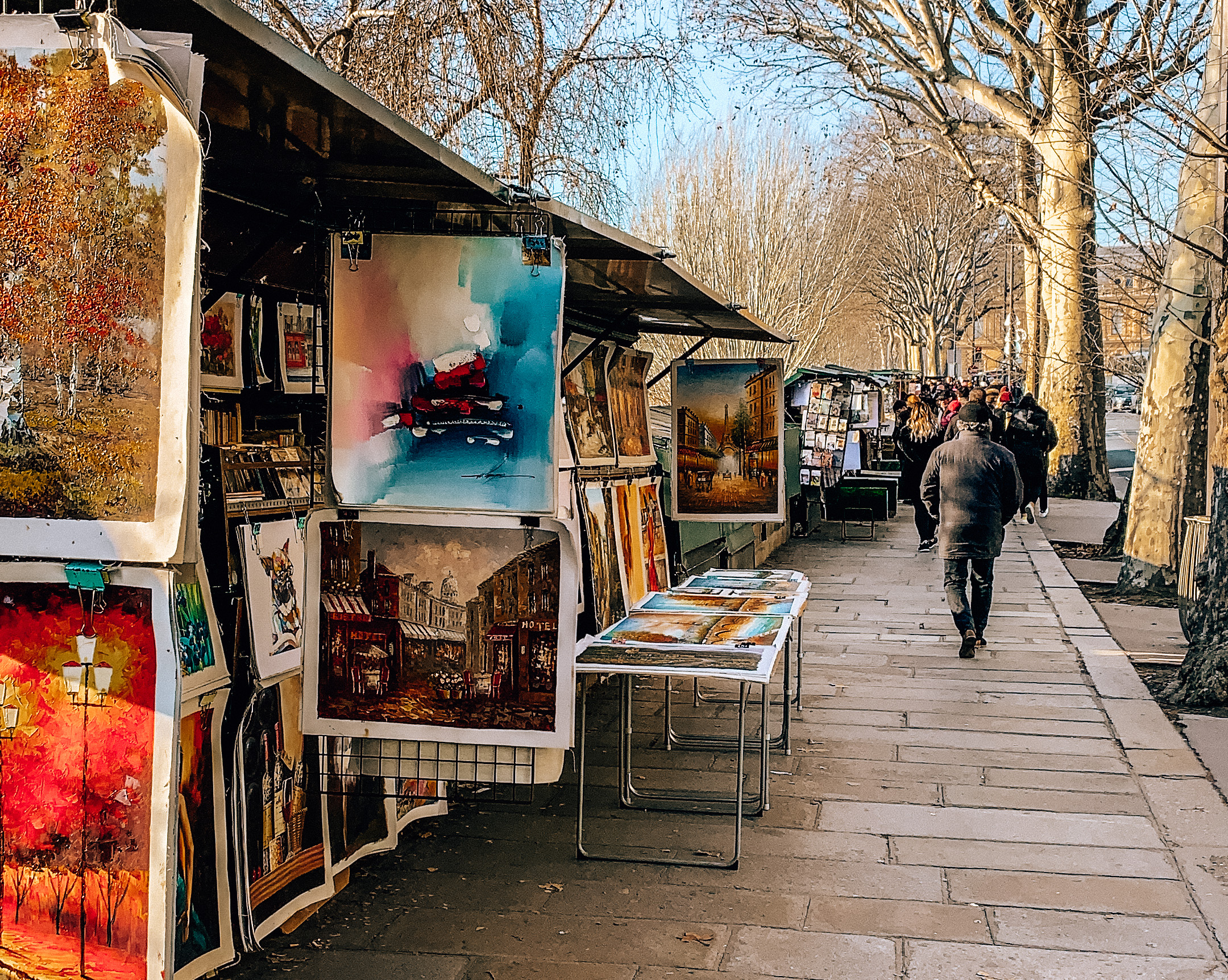 Art stalls by the Seine. Photo: Kellie Paxian