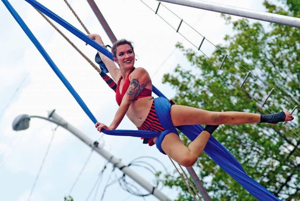 Trapeze-artist-Credit-Cincinnati-Circus-Company